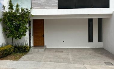 CASA EN RENTA EN FORJAREAL