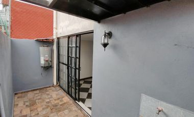 Casa en condominio en Renta  zona Chapulco