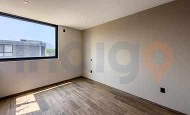 Casa amueblada en Renta en  Altozano en condominio Roca