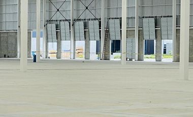 Nave industrial en renta 4,185m2  a 7 min del Aeropuerto de Queretaro GPS
