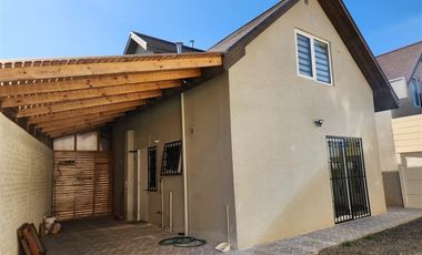 Casa en Arriendo en 32 sur 2127 Hacienda del Maule