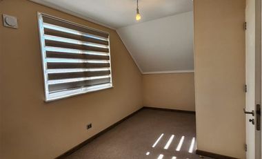 Casa en Arriendo en 32 sur 2127 Hacienda del Maule