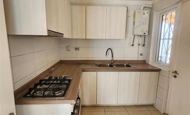 Casa en Arriendo en 32 sur 2127 Hacienda del Maule