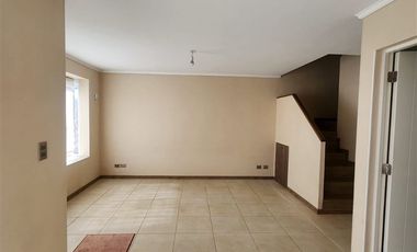 Casa en Arriendo en 32 sur 2127 Hacienda del Maule