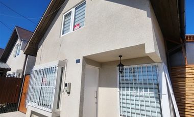 Casa en Arriendo en 32 sur 2127 Hacienda del Maule