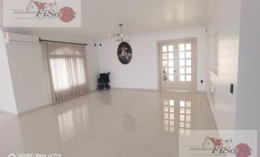 HERMOSA CASA EN VENTA Y/O RENTA