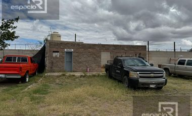 TERRENO EN RENTA BARDEADO EN AVENIDA PALESTINA CON OFICINA Y BODEGA IDEAL PARA MAQUINARIA