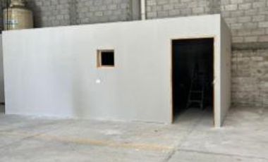 Nave Industrial en Pueblo Chipilo de Francisco Javier Mina