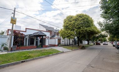 Venta casa de estilo en Guadalupe