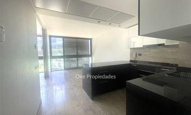 Departamento en Arriendo en Elegantes Deptos / La Dehesa / 1D 1 B