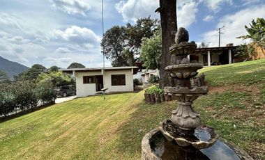 Renta casa de campo con bungalow en Casas Viejas Valle de Bravo