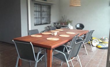 VENTA CASA 3 AMB PILETA JARDIN QUIN- JOSE MARMOL