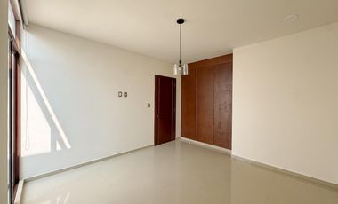 CASA CON ALBERCA EN RENTA EN PUNTA TIBURON