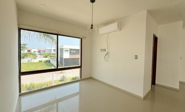CASA CON ALBERCA EN RENTA EN PUNTA TIBURON