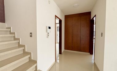 CASA CON ALBERCA EN RENTA EN PUNTA TIBURON