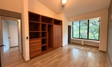 Residencia recién remodelada en Las Fincas, Jiutepec