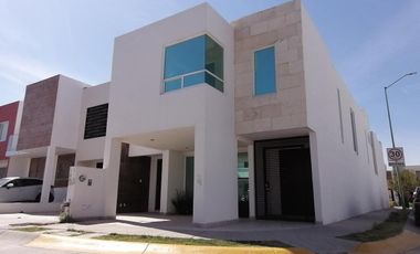 Casa en RENTA Casa en Zafiro Residencial