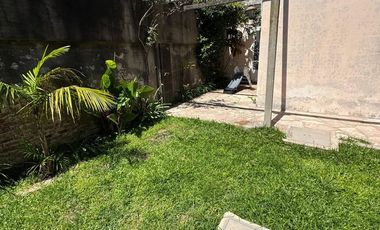 VENTA CASA 2 DORMITORIOS - ZONA CENTRO