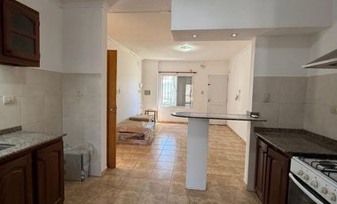 VENTA CASA 3 DOMITORIOS BARRIO SUROESTE