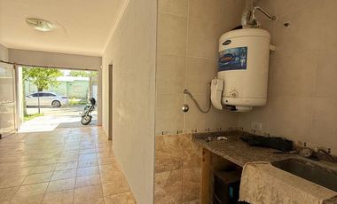VENTA CASA 3 DOMITORIOS BARRIO SUROESTE
