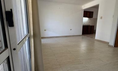 VENTA CASA 3 DOMITORIOS BARRIO SUROESTE