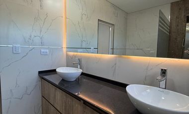 VENTA CASA 3 DOMITORIOS BARRIO SUROESTE