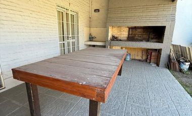 VENTA CASA 3 DOMITORIOS BARRIO SUROESTE