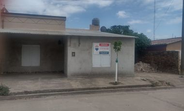 Casa 2 dormitorios en San Carlos Norte