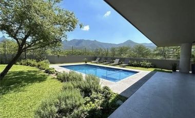 CASA por huajuquito CARRETERA NACIONAL SANTIAGO RENTA