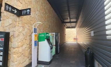 Local en Renta en Centro Comercial Andador en Avenida principal mucha afluencia