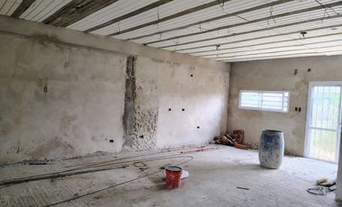 Casa  en venta 4 ambientes ezeiza