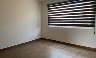 RENTA DE CASA EN VILLA TOSCANA III