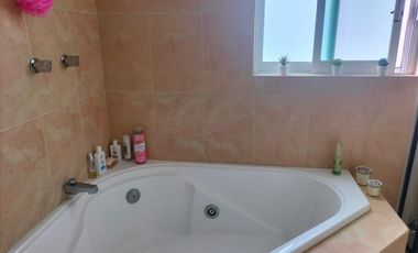 Casa en condominio AMUEBLADA en Lomas de Cortes, Cuernavaca Morelos.