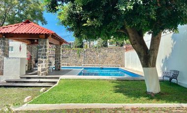 Casa en condominio AMUEBLADA en Lomas de Cortes, Cuernavaca Morelos.