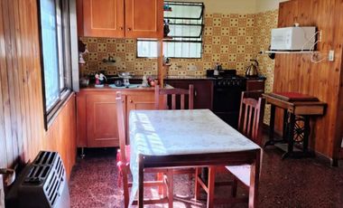 Venta San Martin con Jardin y cochera