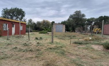 Terreno con galpón en I. Cayupan 220 - Santa Rosa
