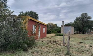 Terreno con galpón en I. Cayupan 220 - Santa Rosa