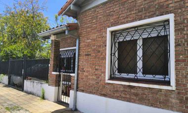 VENTA CASA 3 AMB JARDIN COCHERA VILLA ADELINA
