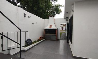 VENTA Casa 4 Amb, cochera y terraza. Villa Adelina
