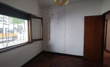 VENTA Casa 4 Amb, cochera y terraza. Villa Adelina