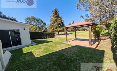 CASA EN RENTA SAN SERAFIN