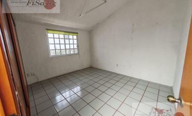 CASA EN RENTA SAN SERAFIN