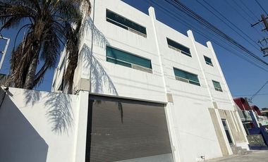 Edifico comercial en renta zona mitras sur Monterrey