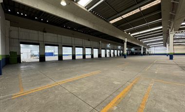 Bodega en renta en Tlalnepantla de 11,992 m².