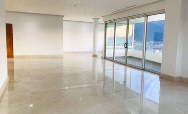 PENTHOUSE EN RENTA TORRES VERONA VALLE ORIENTE $95,000