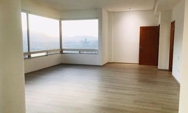 PENTHOUSE EN RENTA TORRES VERONA VALLE ORIENTE $95,000