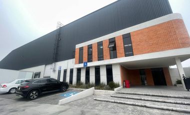Renta de bodega de 6,561 m² en Toluca