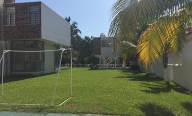 Fracc. El Estero, Casa en RENTA amueblada con ALBERCA, MUELLE Y ACCCESO A CANAL