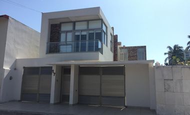Fracc. El Estero, Casa en RENTA amueblada con ALBERCA, MUELLE Y ACCCESO A CANAL