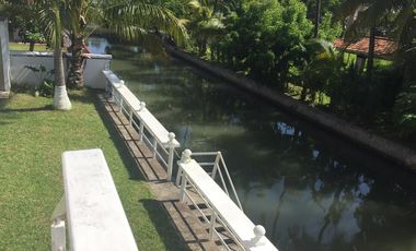 Fracc. El Estero, Casa en RENTA amueblada con ALBERCA, MUELLE Y ACCCESO A CANAL